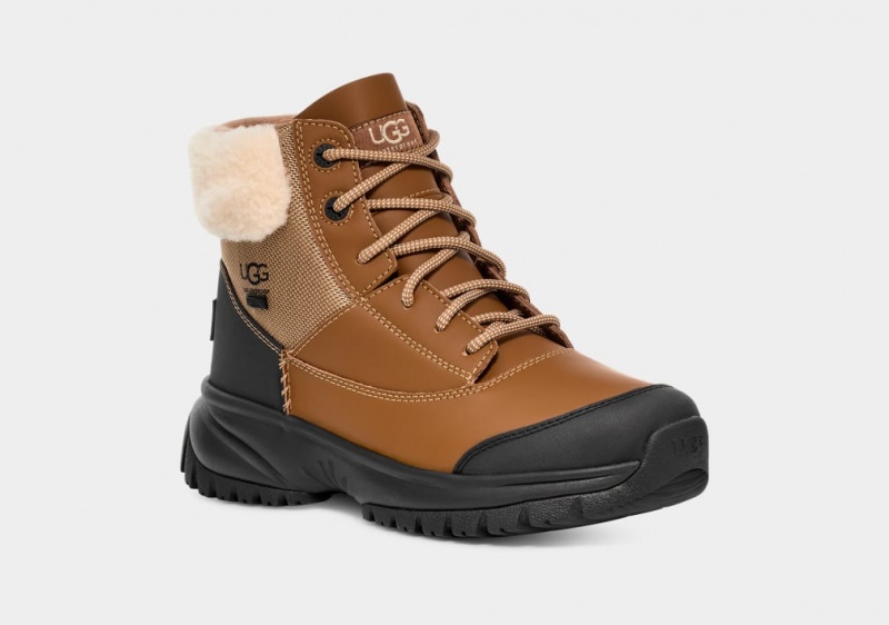 Ugg Yose Fluff V2 Ženske Cizme Smeđe | SXO975304